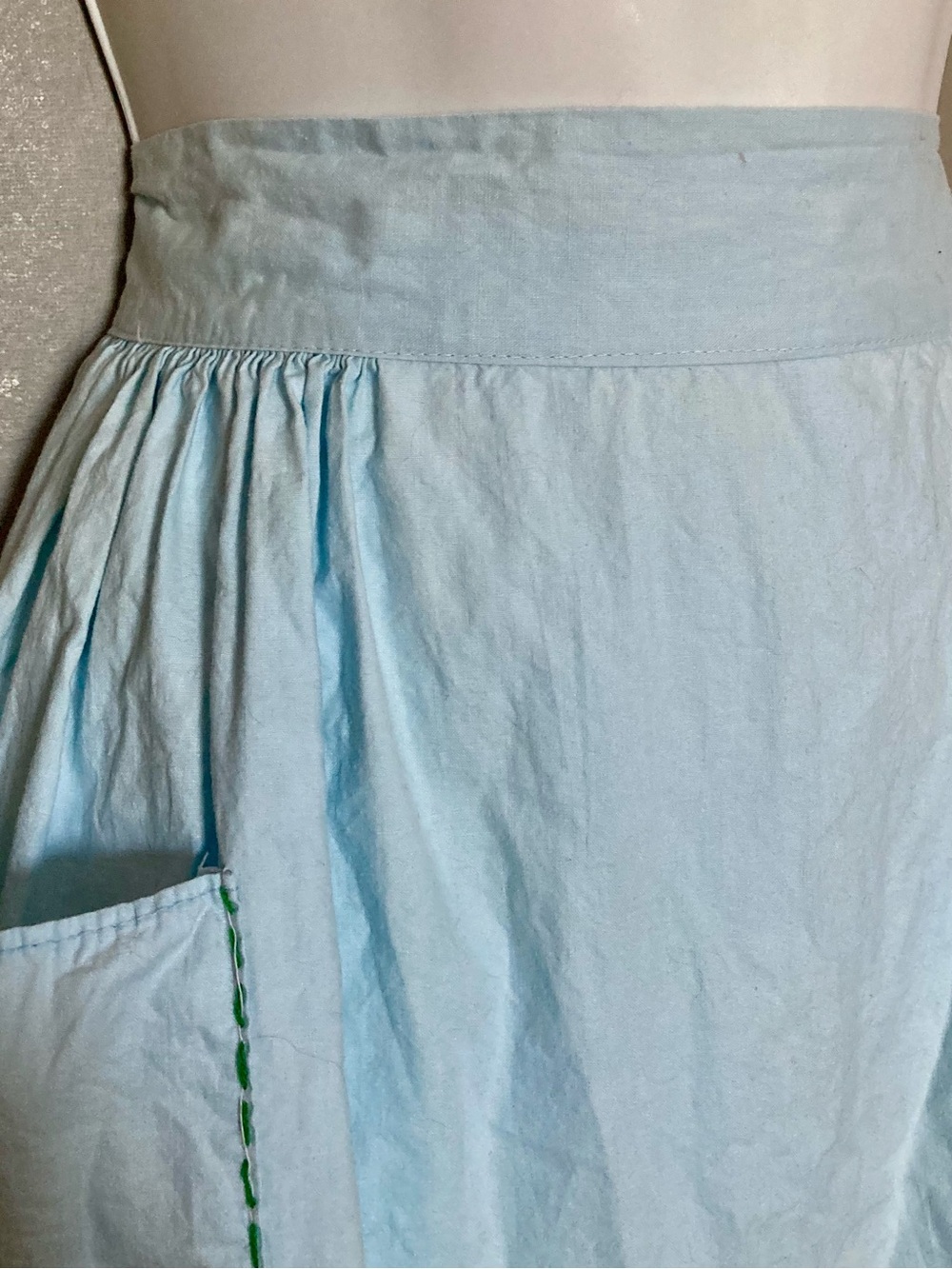 Light Blue Embroidered Floral Half Apron - Picture 5 of 5